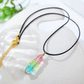 Collar Cristal Aurora Multicolor | Dije Geométrico Brillante