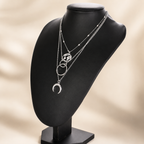 Collar Multicapa Boho Luna y Mapa — Estilo Minimalista Plateado